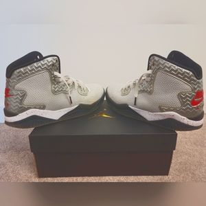 Jordan Spike Forty PE 'White Fire Red' Size 10